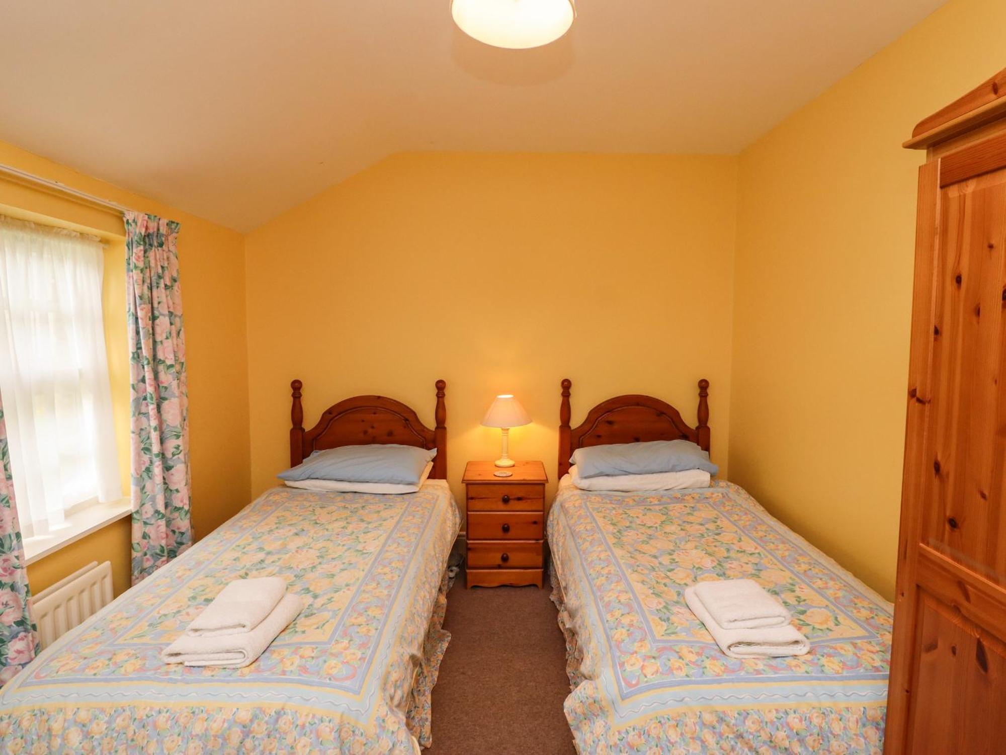 Glebe Cottage Bamburgh Bagian luar foto