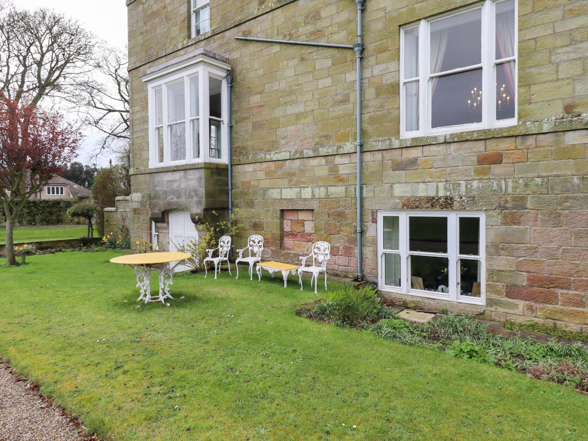 Glebe Cottage Bamburgh Bagian luar foto